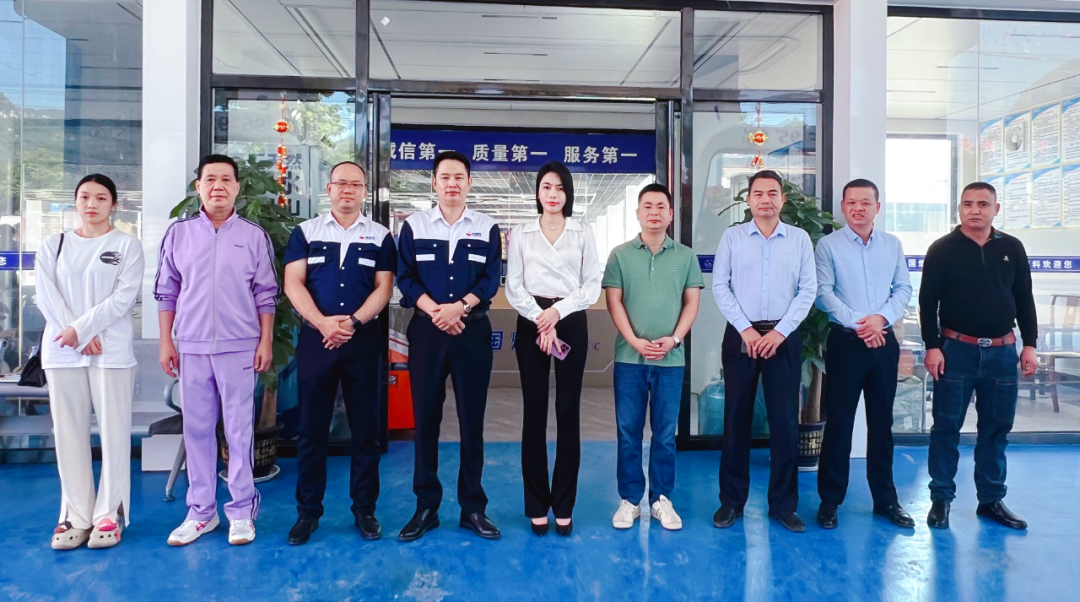 广西盛鸿国际集团乐成吸收武宣河西加油站，，，开启全新战略结构！